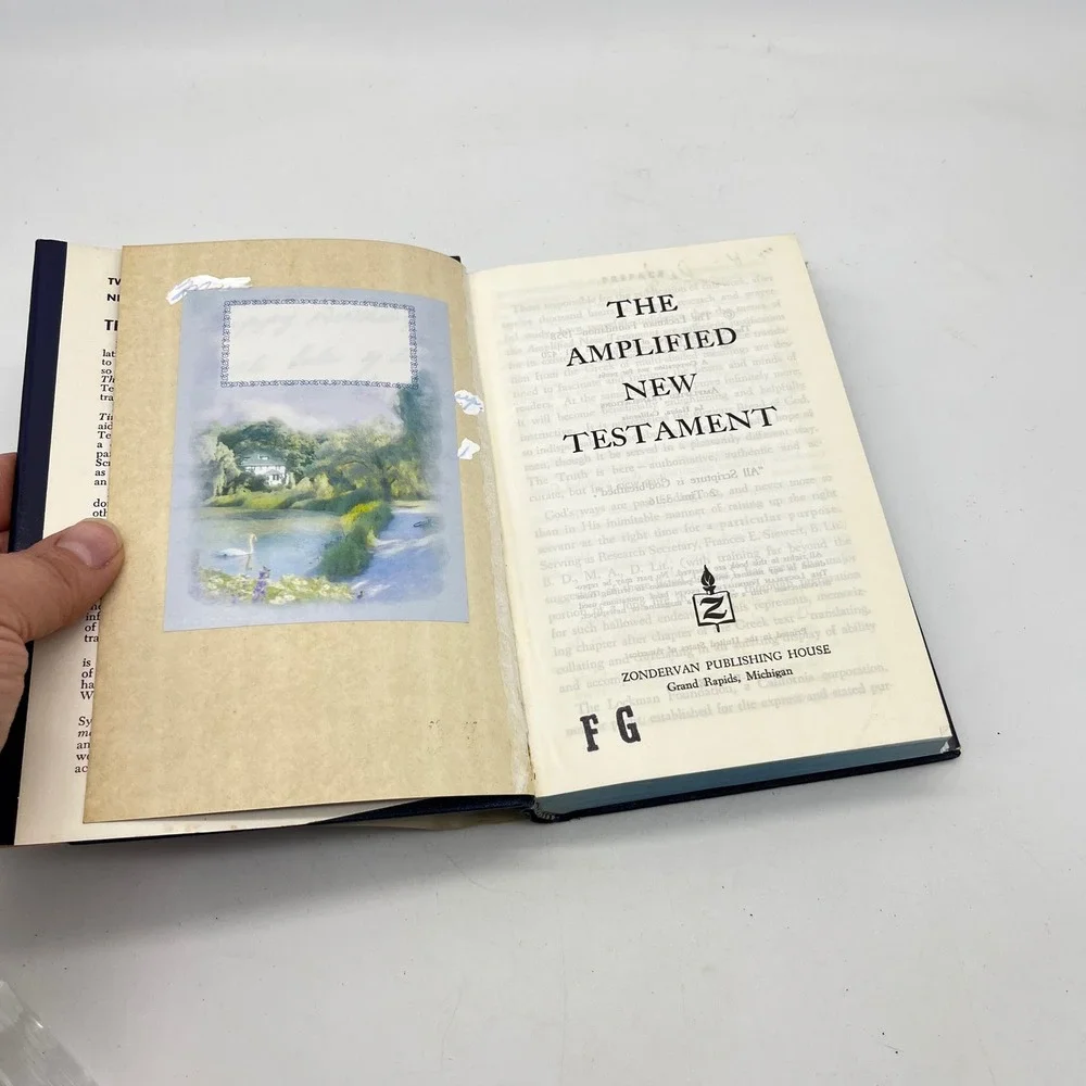 Zondervan The Amplified New Testament Hardcover Vintage 21st Edition Navy Blue